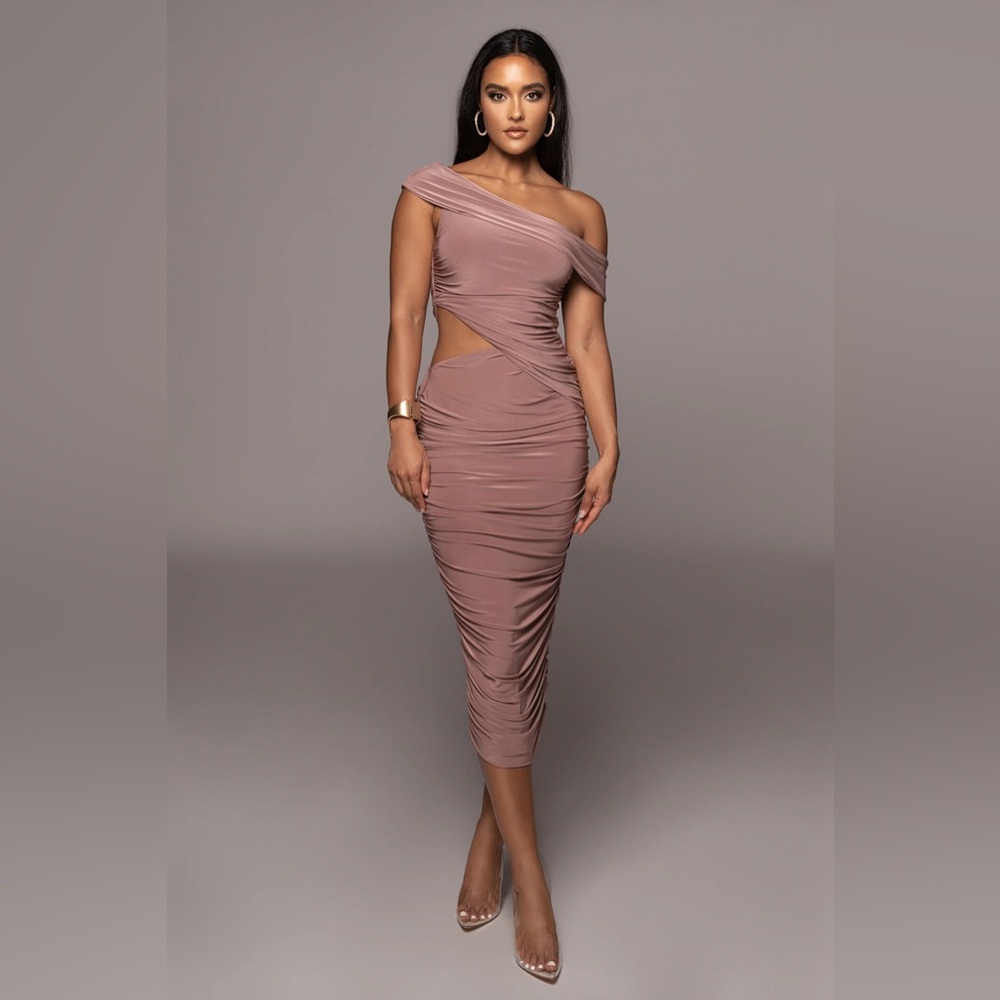 Mauve Worth The Wait Draped Dress
L